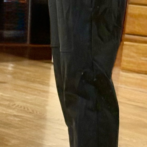 Athleta Pants - Athleta Headlands Hybrid Trek Mid Rise Black Jogger